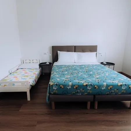 Sleep & Fly Luisa Guest house *